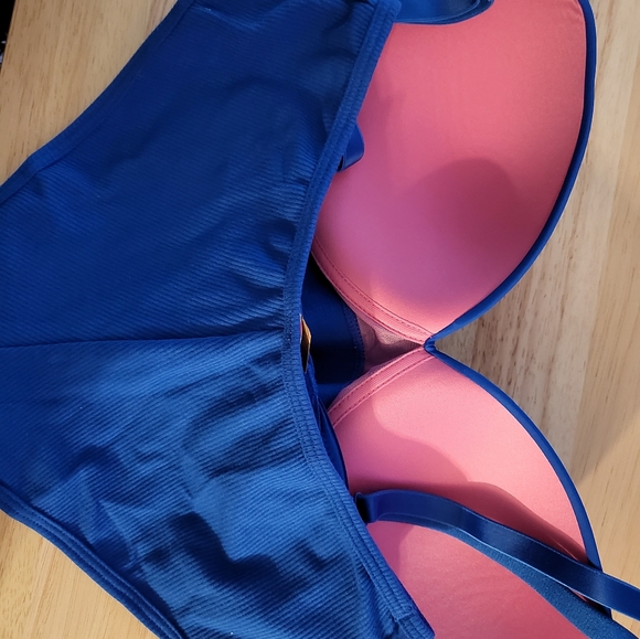 VS Pink Bra and panties set 36C/L - Picture 3 of 6